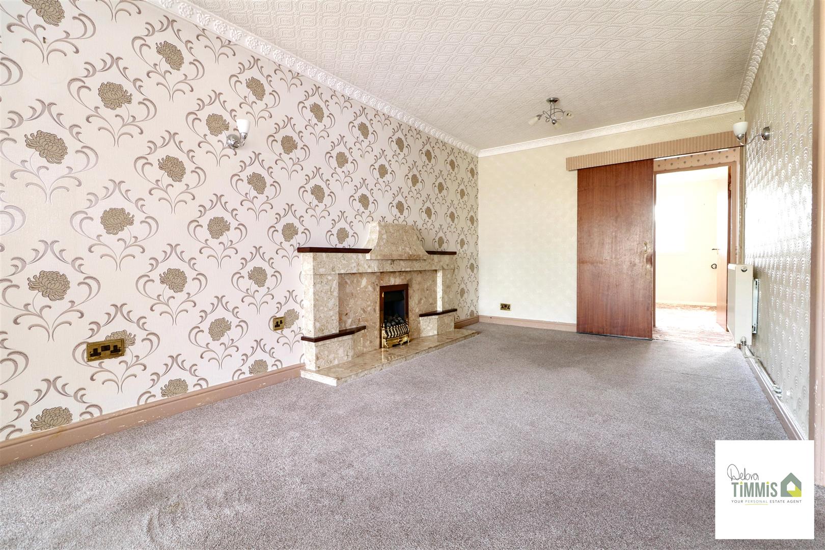 2 bed property in Hoveringham Drive, Stoke-On-Trent